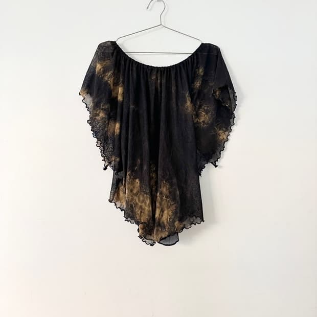 Water ink sheer off-shoulder top