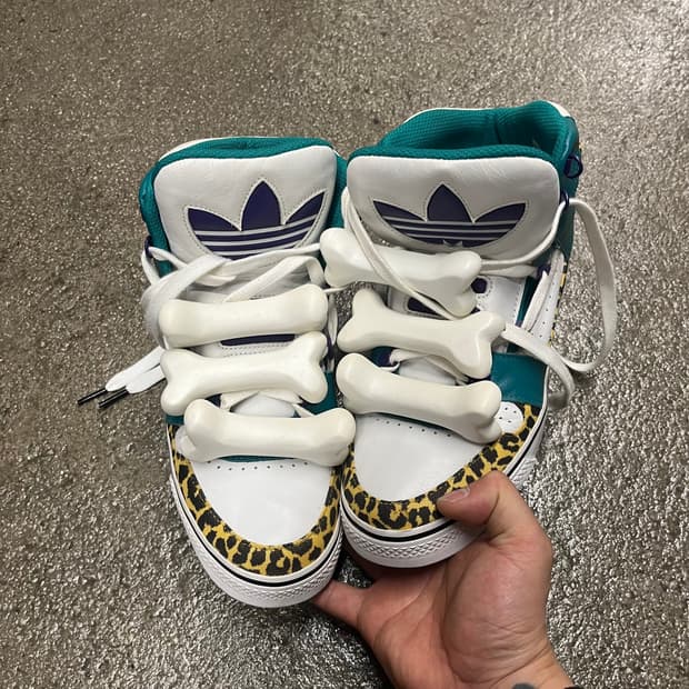 아디다스 x 제레미스캇 본즈 (260)