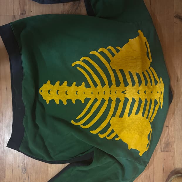 케피탈 투톤 플리스 스웨트셔츠