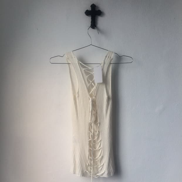 Back lace up point ribbed sleeveless