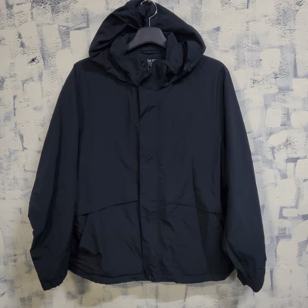 유니클로 후드 블랙 바람막이 자켓