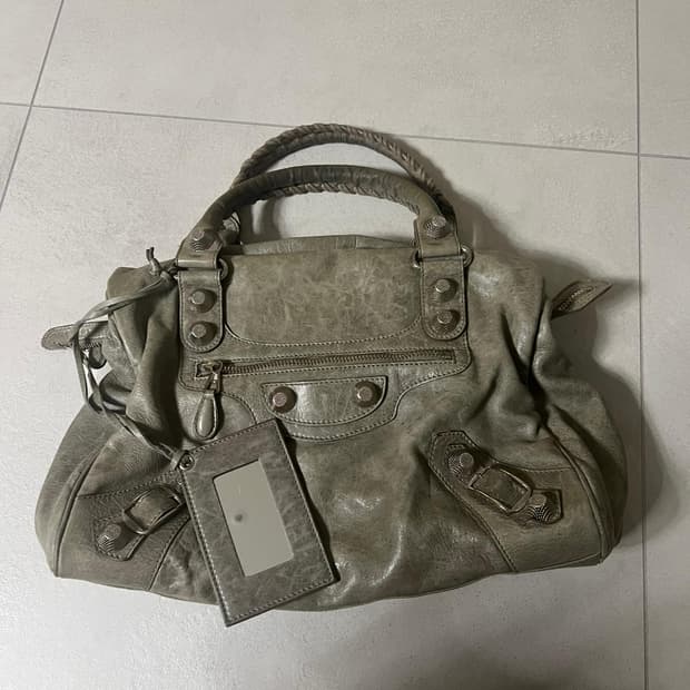 발렌시아가 모터백