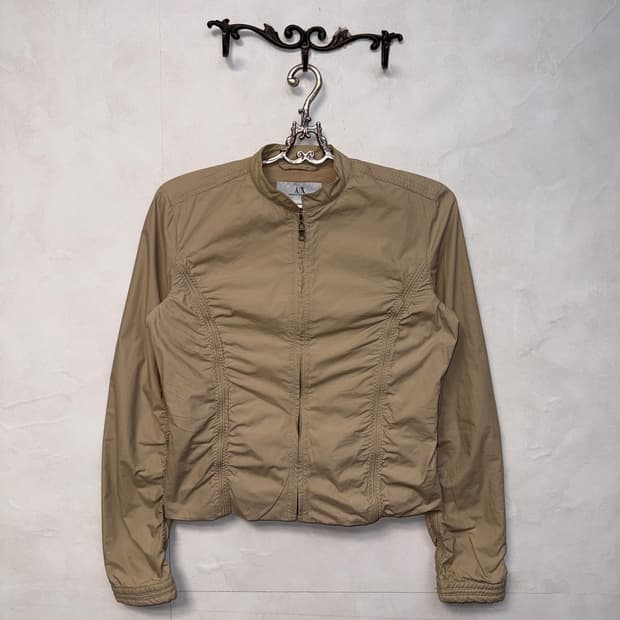 Armani Exchange beige shirring crop jk