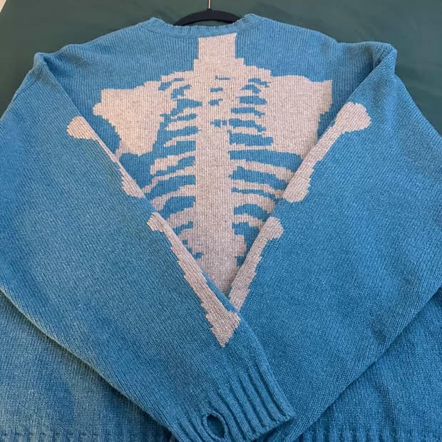 캐피탈 본 니트 3 사이즈