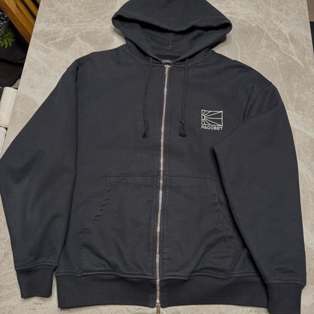 라스벳 미니 로고 집업 후디