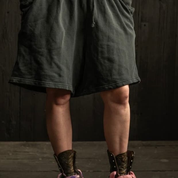 OVERSIZED SWEATSHORTS BLACK