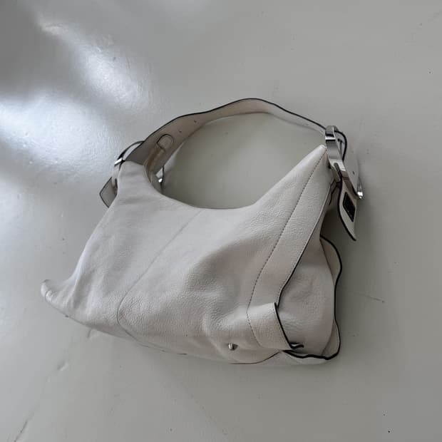 big buckle shoulder bag