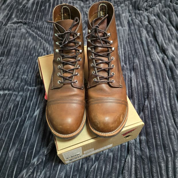 레드윙 8111 10.5D 285사이즈