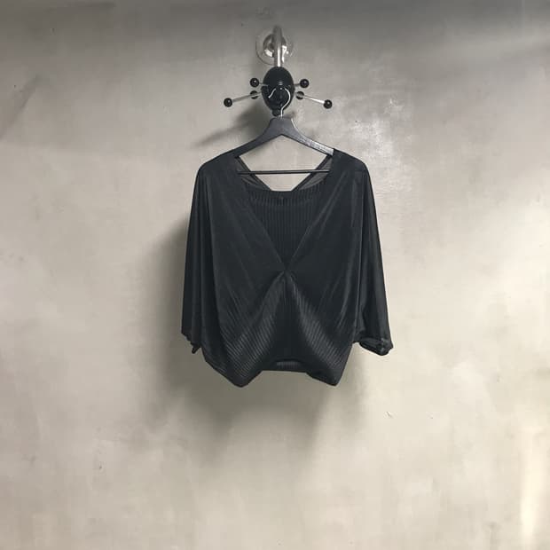 이세이 미야케 플리츠 블랙 블라우스 2(W)