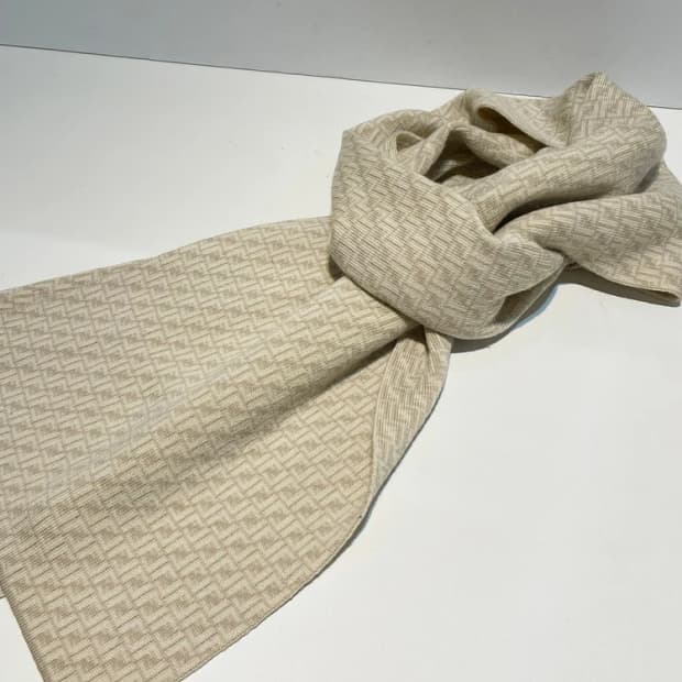 펜디 FENDI FF 주카 패턴 머플러 숄 목도리 A1540