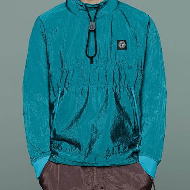 스톤아일랜드 나일론 메탈 립스탑 풀오버 자켓