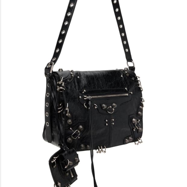 발렌시아가 피어싱 메신저백 M