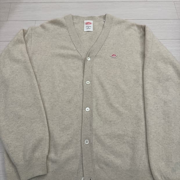 단톤 울 가디건 44(105사이즈)