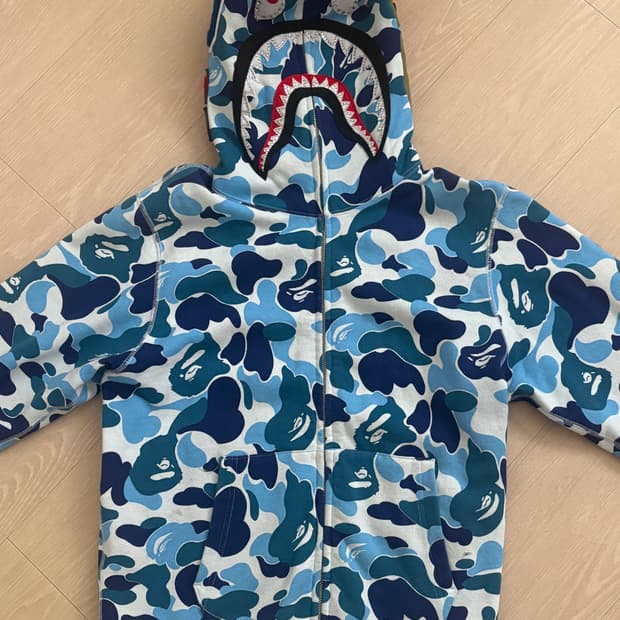 베이프 샤크 후드집업