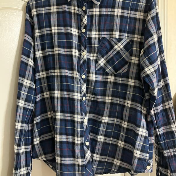 어스뮤직 체크 셔츠