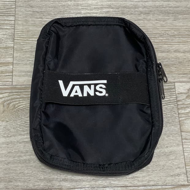 반스 블랙 체커보드 파우치 백