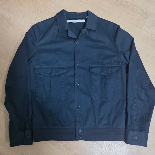 유니클로 x 르메르 포켓 셔츠 자켓 네이비 S