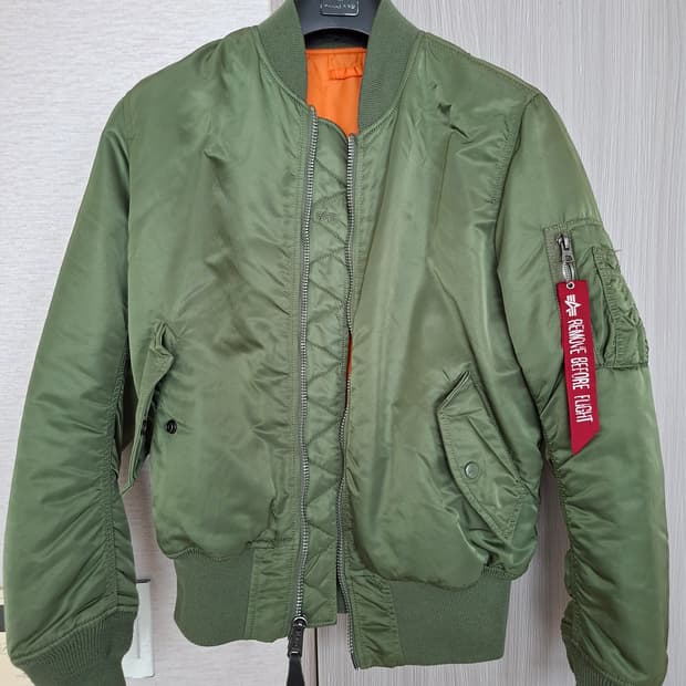 알파인더스트리 MA-1 세이지그린 레귤러 S