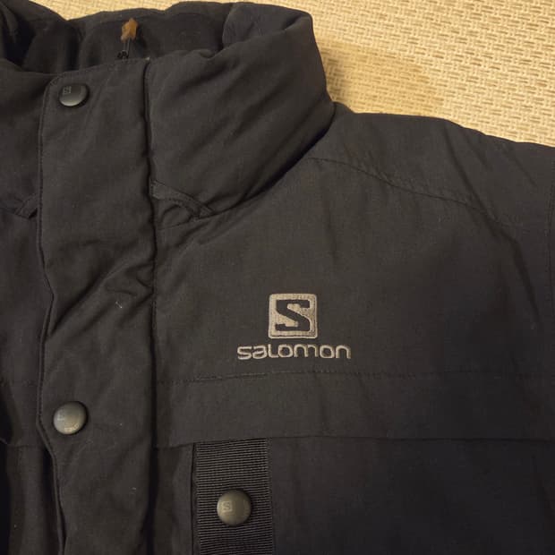 살로몬 다운 패딩 