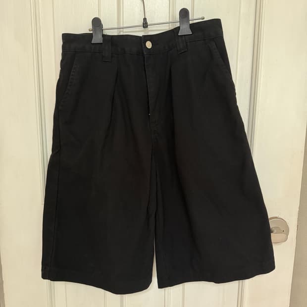 더콜디 버뮤다 팬츠 M사이즈