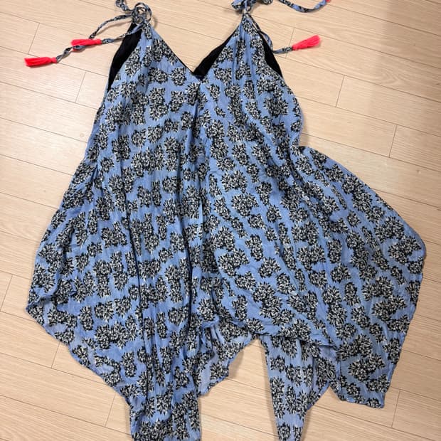 마른55 55 바스타 실크 롱 나시 민소매 블라우스 미니 원피스 산드로