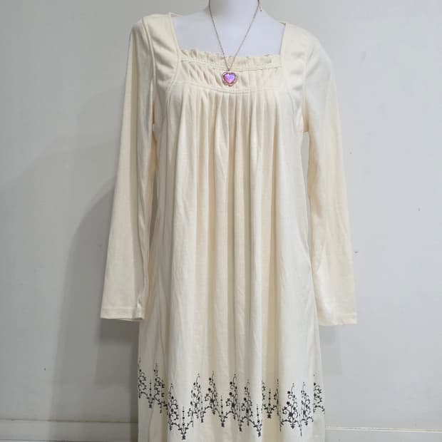 일본빈티지)아오이유우 스즈코모리걸 엑팜깔 프릴로맨틱롱슬리브바선생원피스