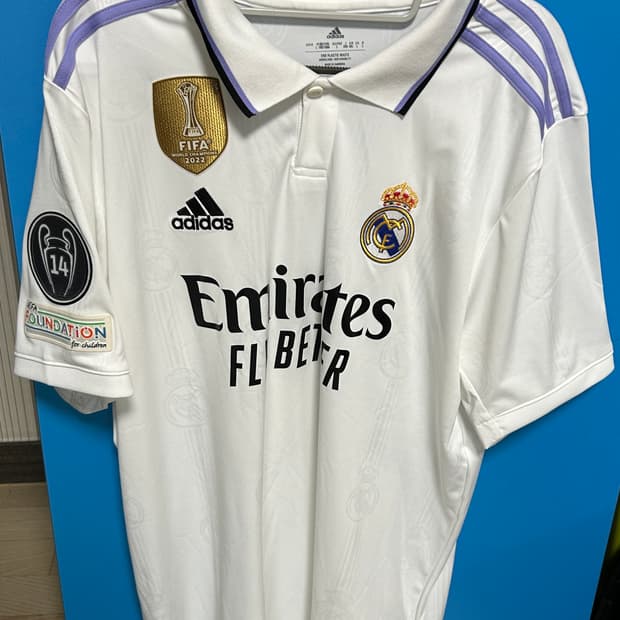 22 23 레알마드리드 모드리치 유니폼 L