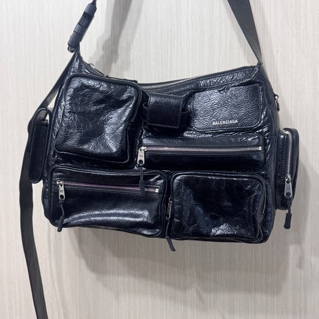 발렌시아가 수퍼비지 메신저백