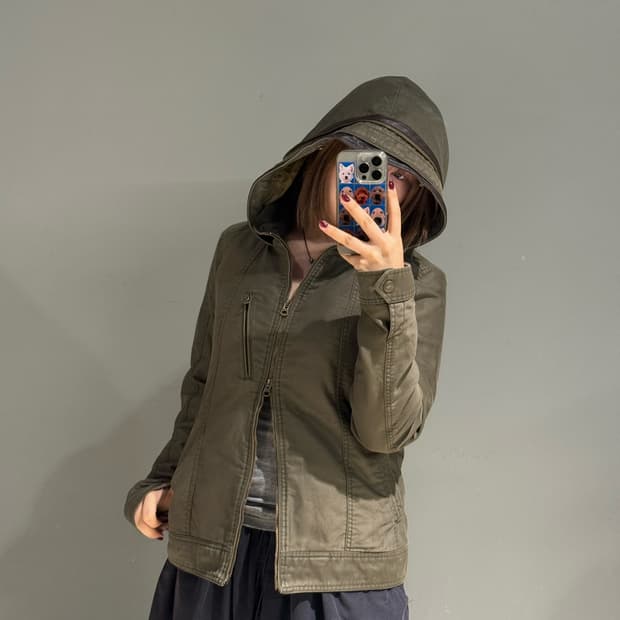 hood & high-neck 2-way detail jacket