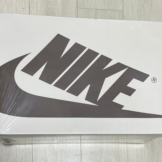 [새상품] 조던 1 x 트래비스 og 스캇 리버스 올리브 265사이즈