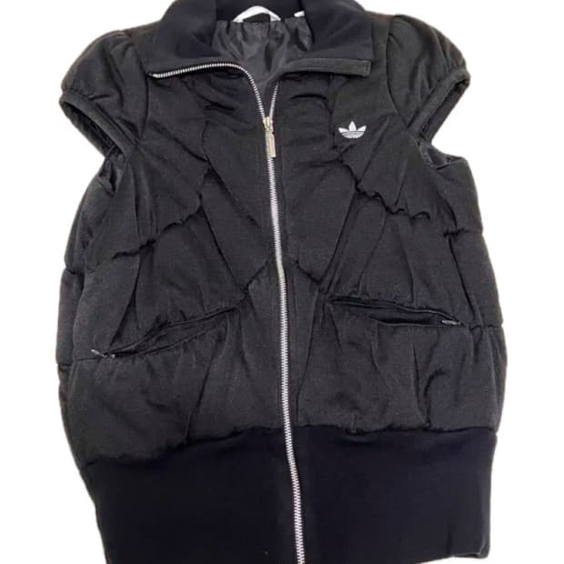 아디다스 패딩 베스트