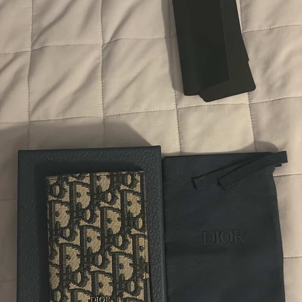 디올 오블리크 반지갑