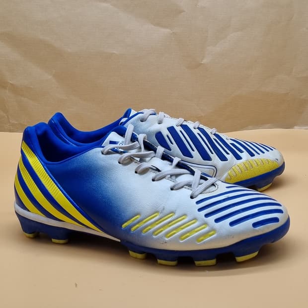 아디다스 프레데터 앱솔리온 축구화265