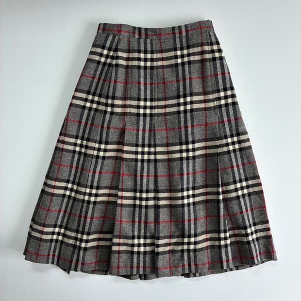 Burberry 버버리 노바체크 울 플레어 스커트
