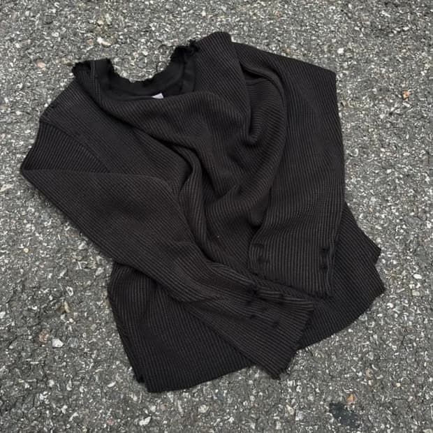 오네이타 와플 롱슬리브 블랙 소버 굿즈 니트