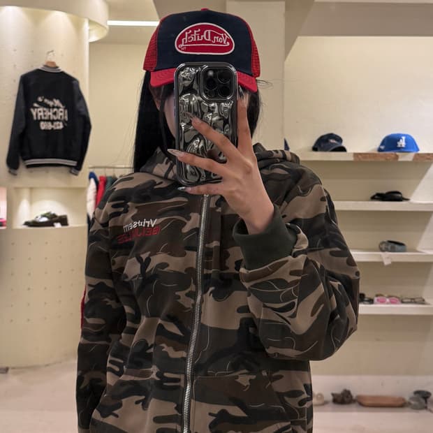 본더치 레드 로고 트러커 캡 U1014