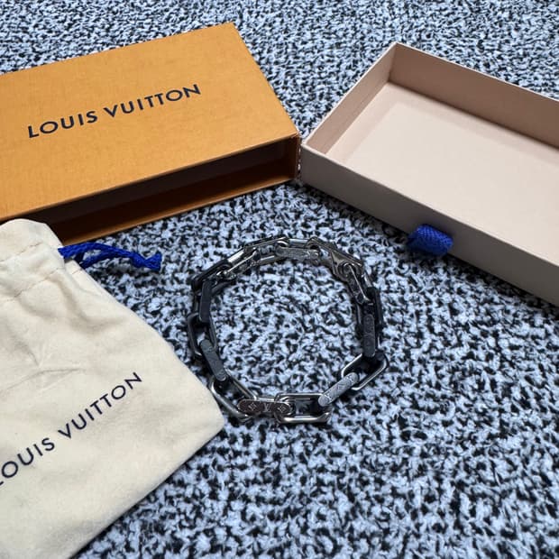 루이비통 버질아블로 체인 팔찌 블랙실버 L사이즈