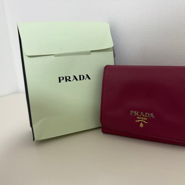 프라다 사파이어 정품 3단지갑