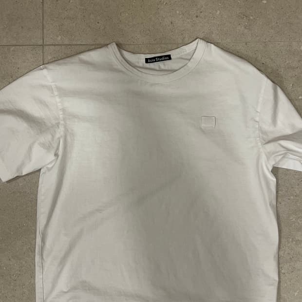 아크네 스튜디오 이모지 티셔츠 s