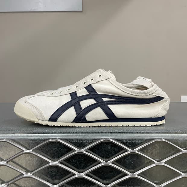 오니즈카타이거 멕시코 66 슬립온 270