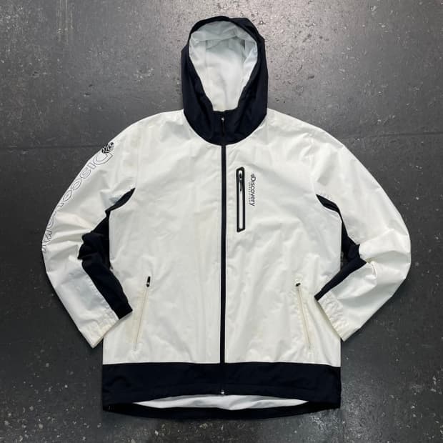 105 디스커버리 바람막이 