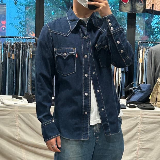 L) 리바이스 아이코닉 type1 데님 웨스턴 셔츠
