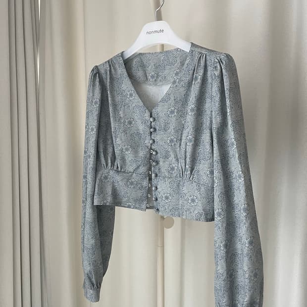 패턴 자카드 블라우스