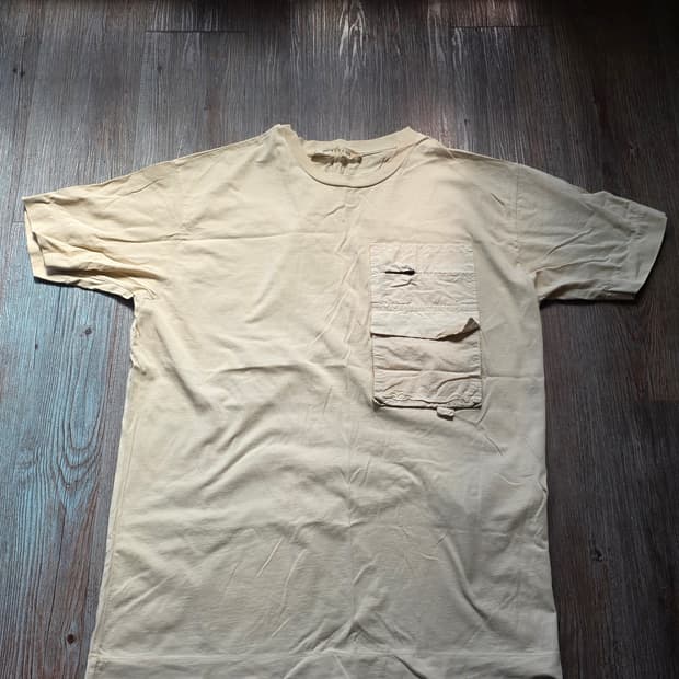 알릭스 S/S 티셔츠입니다