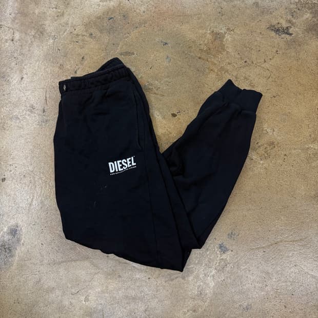 [정품/L] 디젤 로고 스웻 조거 팬츠 b8