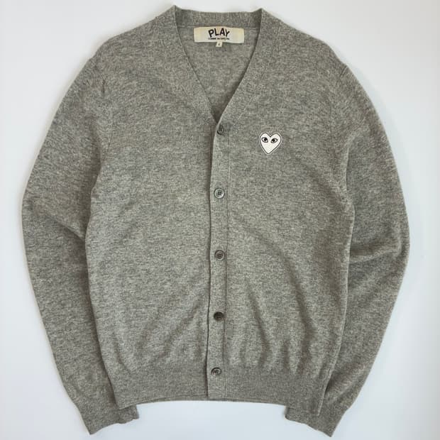 Comme des Garcons 꼼데가르송 그레이 화이트 와펜 가디건