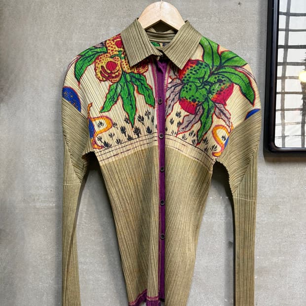 Pleats Please Issey Miyake 