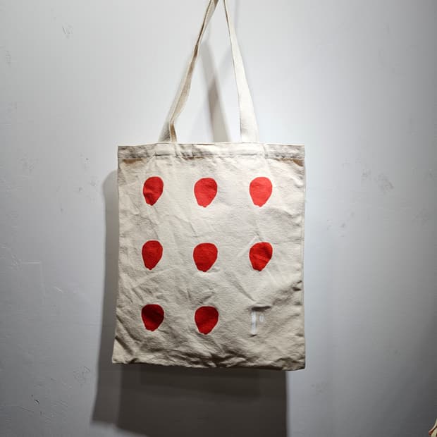 레드 도트 패턴 에코백