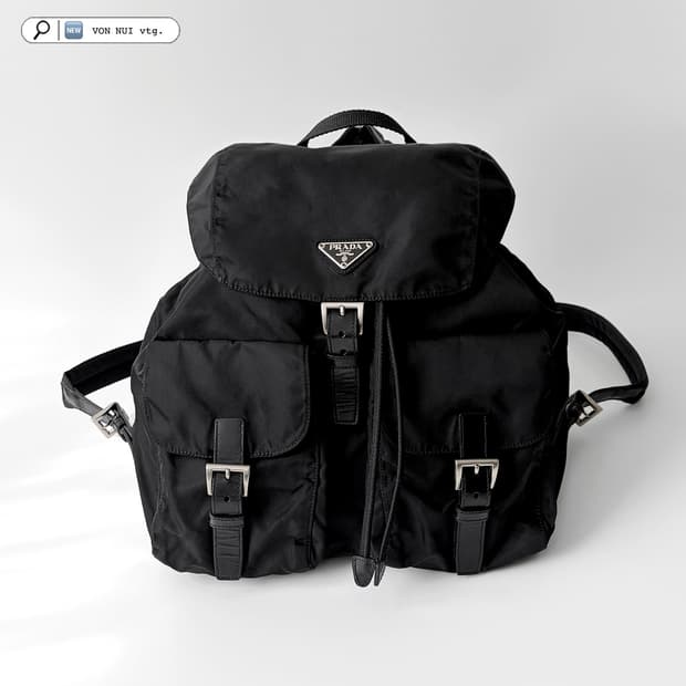 프라다 포코노 백팩 미듐 판매합니다.