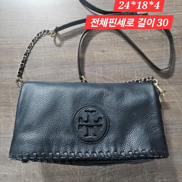 토리버치 블랙 레더 체인 크로스백